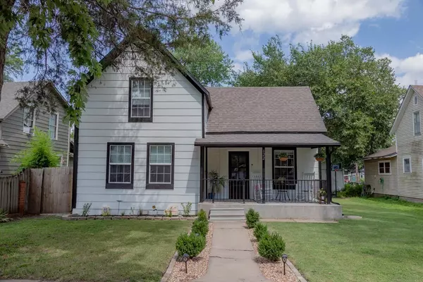 Arkansas City, KS 67005,822 N C St