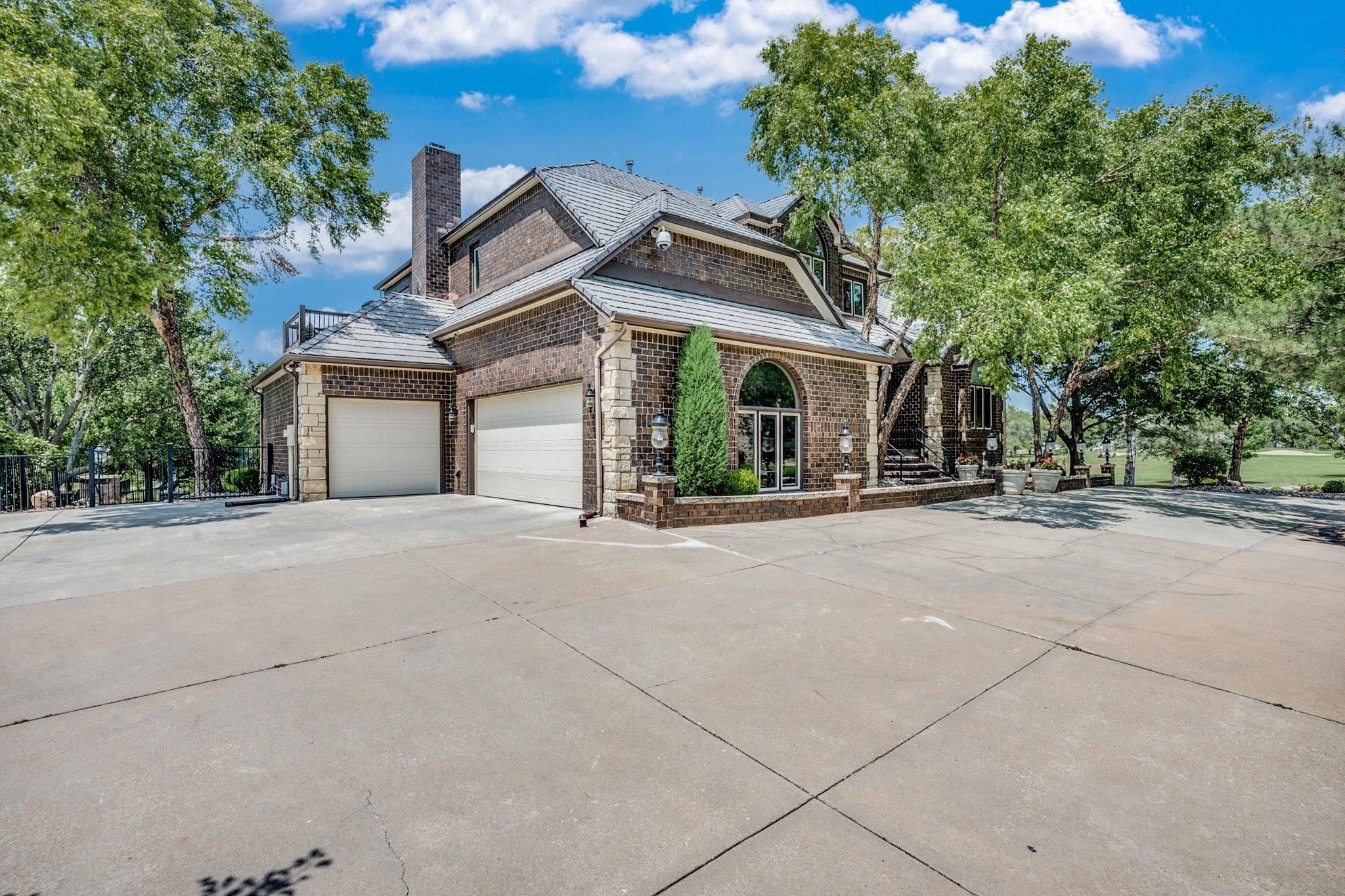 Wichita, KS 67230-1552,14130 E Donegal Cir