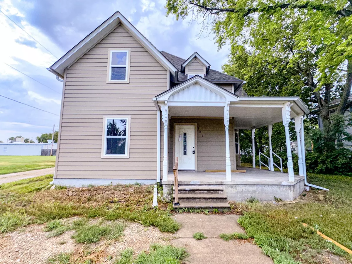 Abilene, KS 67410,106 S Cedar St