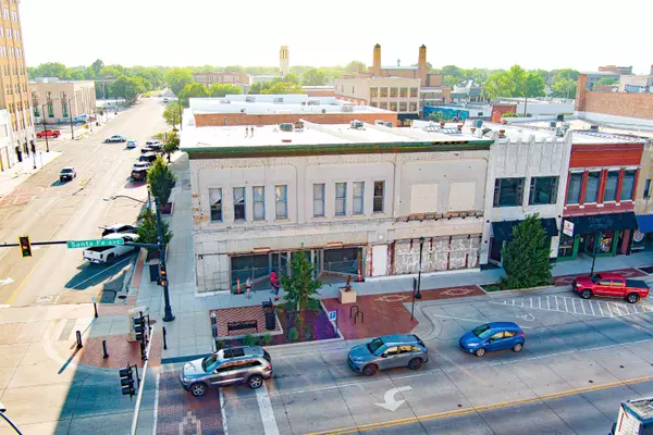 Salina, KS 67401,101 N Santa Fe Ave