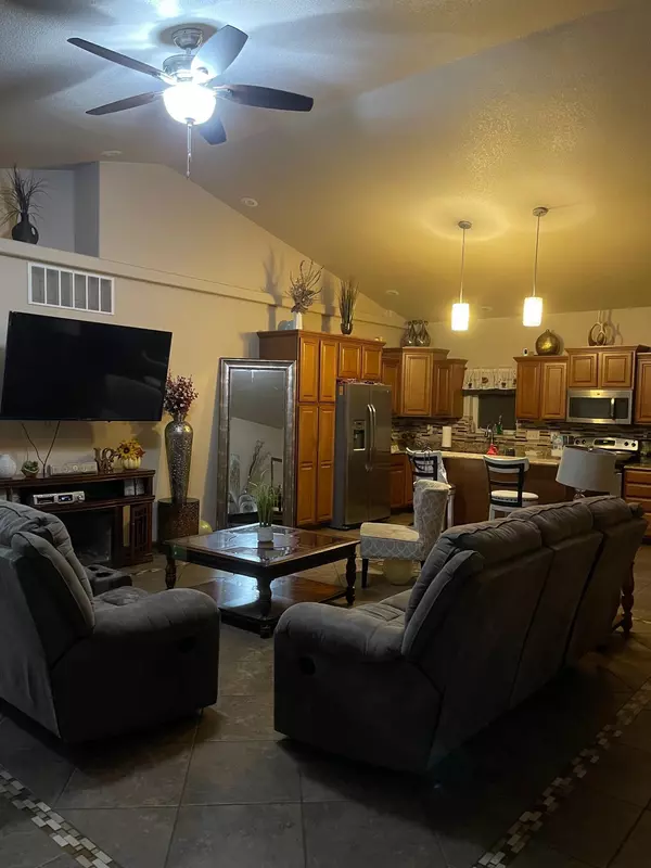 Garden City, KS 67846,517 Jenna Ln
