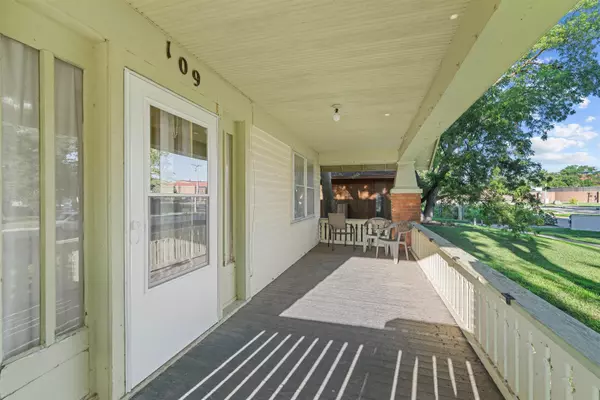 Lindsborg, KS 67456,109 E Swensson Ave