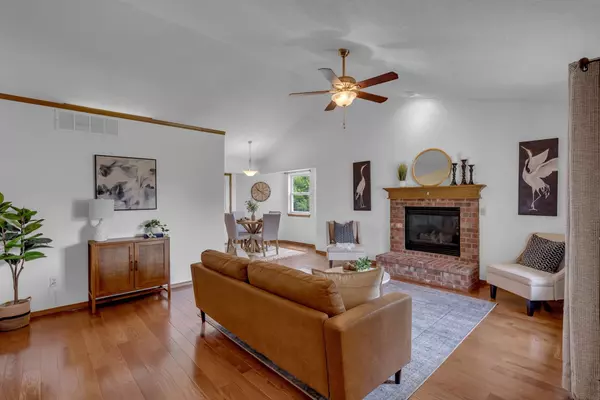 Derby, KS 67037,2236 N Duckcreek Ln