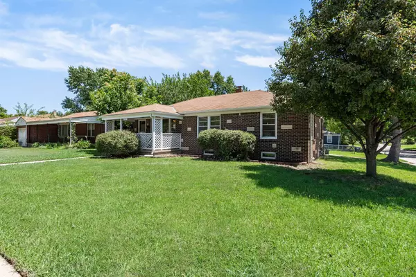 Wichita, KS 67218,2060 S Old Manor Rd
