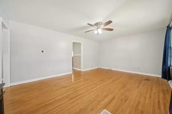 Wichita, KS 67217,2703 S Bennett