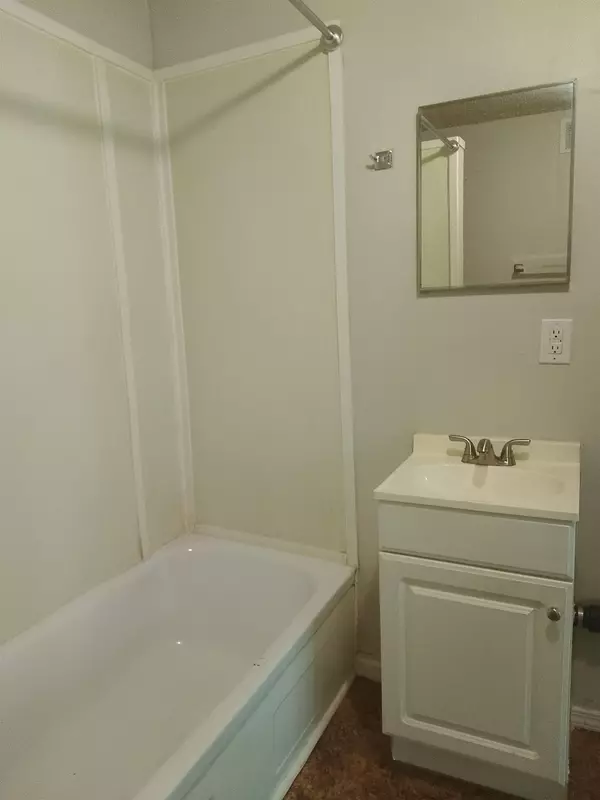 Wichita, KS 67203,1023 N Saint Paul St