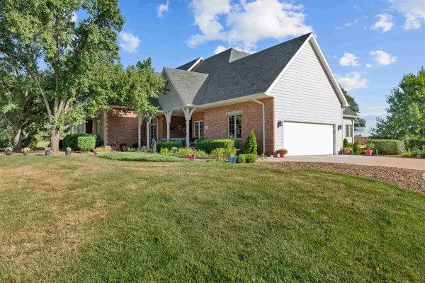 2475 Dundee Ln,  Salina,  KS 67401