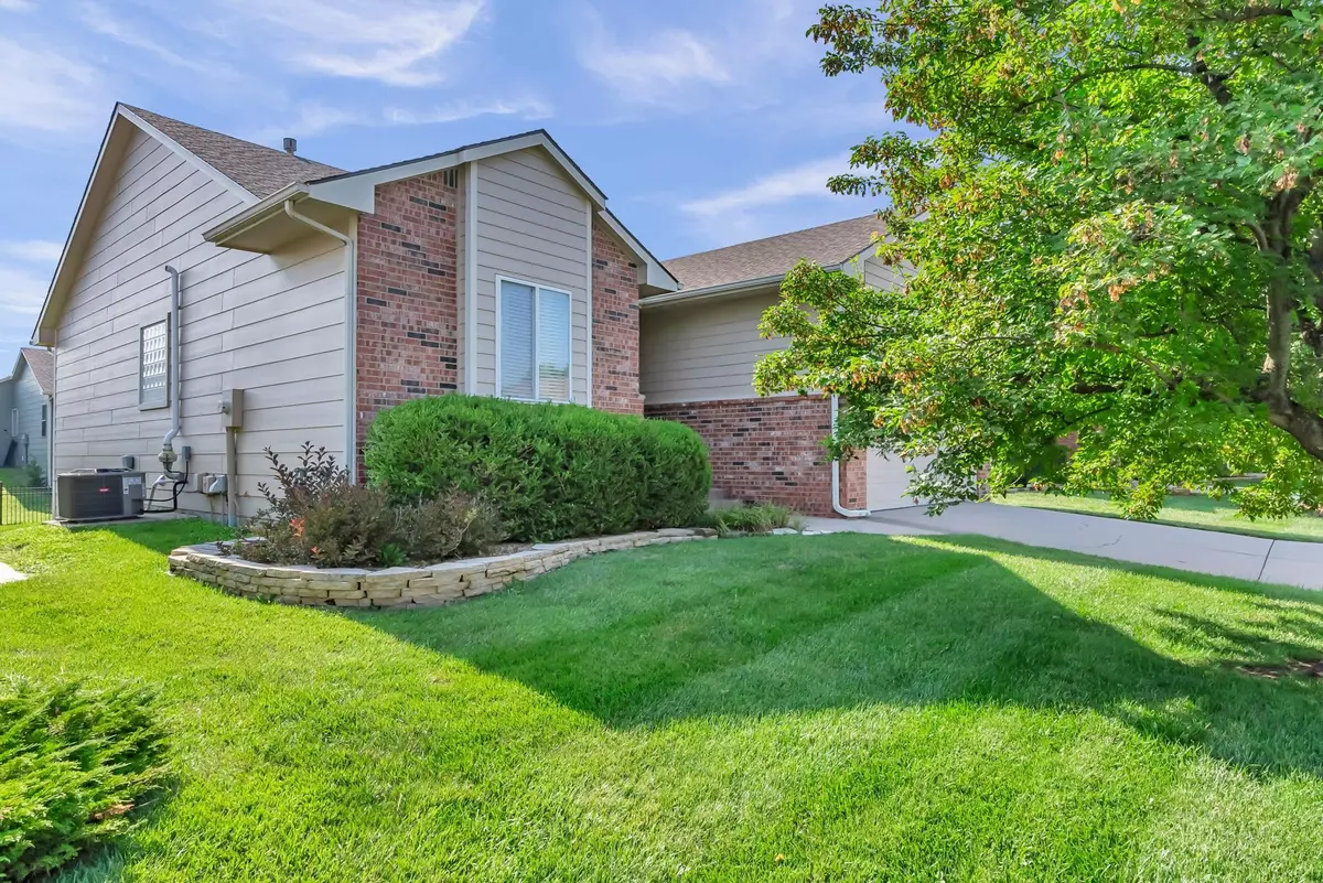 Wichita, KS 67230,110 N Castle Rock St