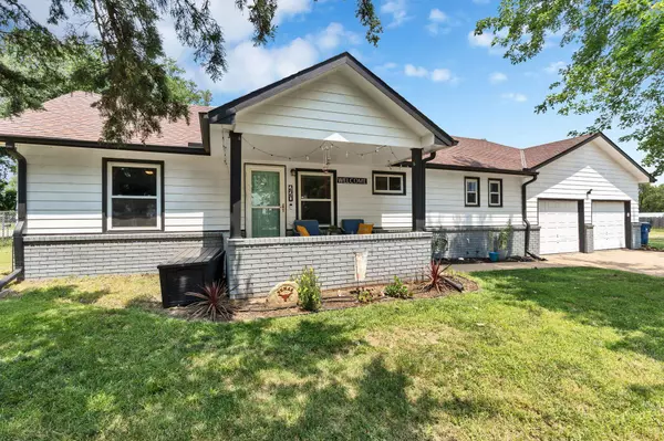 Udall, KS 67146,220 W 3rd St
