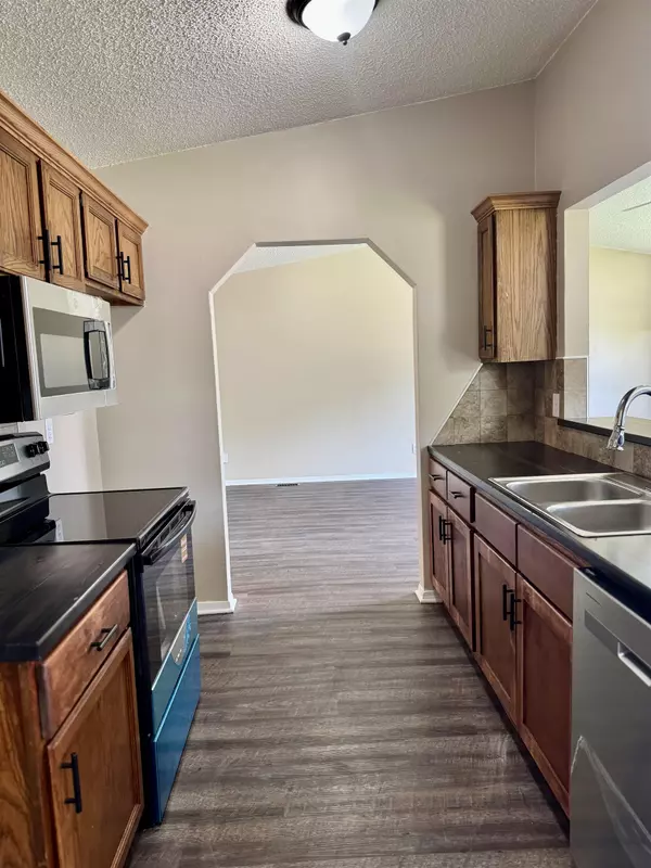 Wichita, KS 67217,2924 W Maxwell Ave