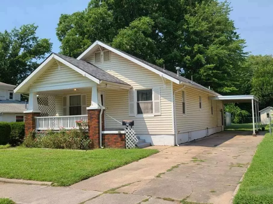 Winfield, KS 67156,1118 E 12th Ave