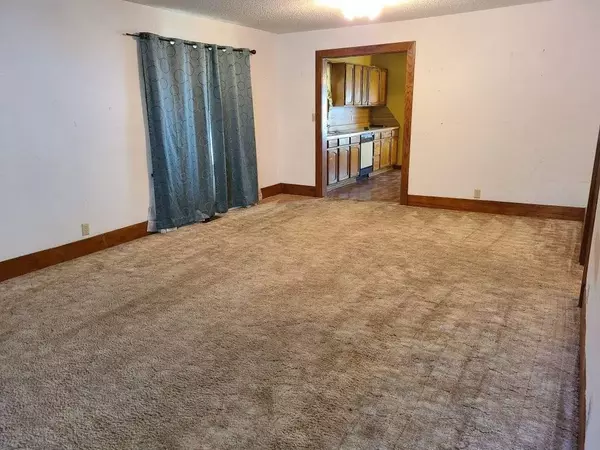 Winfield, KS 67156,1118 E 12th Ave