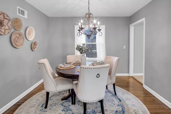 North Newton, KS 67117,401 E 24th St