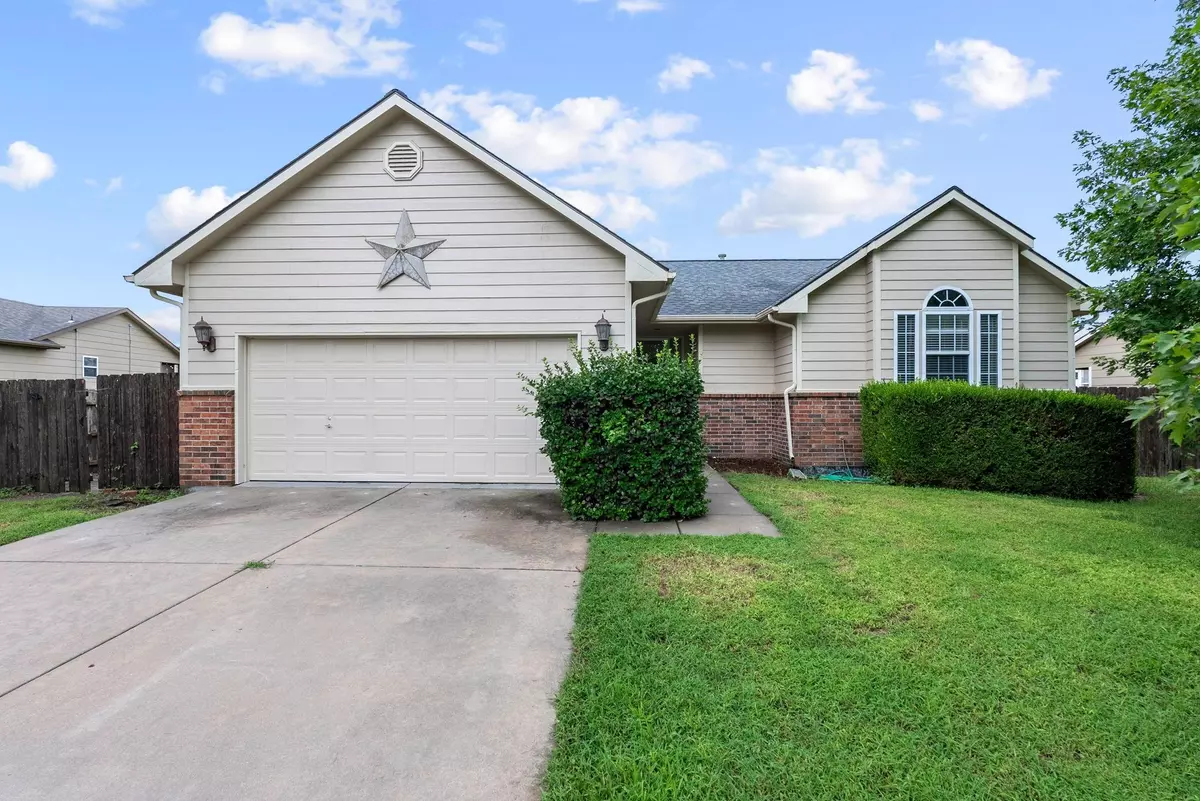 Andover, KS 67002,345 S PITCHERS COURT