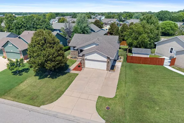 Wichita, KS 67220,4405 E Falcon St