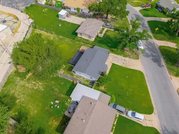 2339 S Walnut St, Wichita, KS 67213