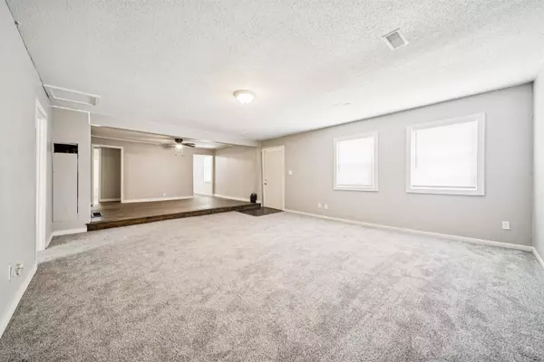 Wichita, KS 67210,3181 S Davidson St