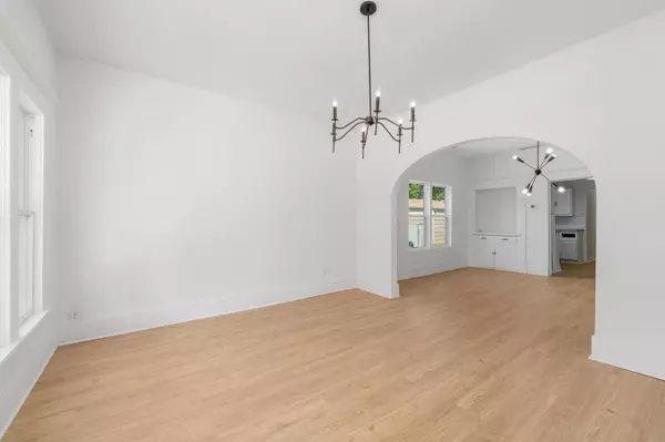 Wichita, KS 67211,2140 S Mosley Ave