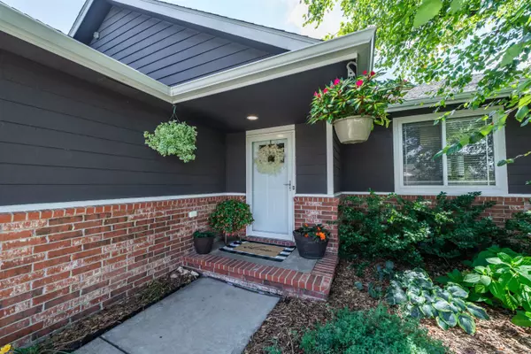 Park City, KS 67219,2615 E Charleston Dr