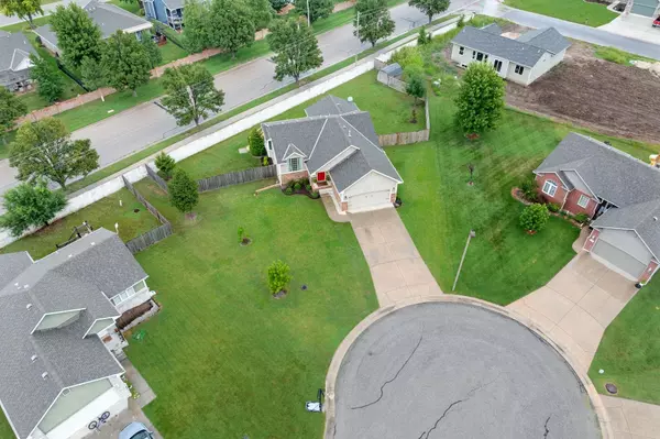 Augusta, KS 67010,912 Sandalwood Cir