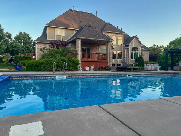 14200 E Sundance St., Wichita, KS 67230