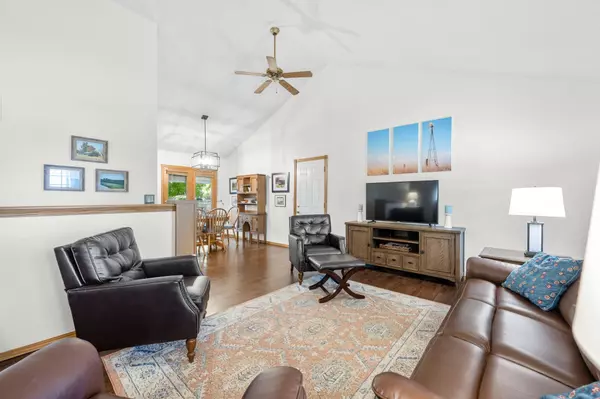 Haysville, KS 67060,246 Peachwood Dr.