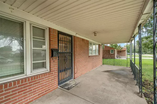 Wichita, KS 67216,1527 E Jump St