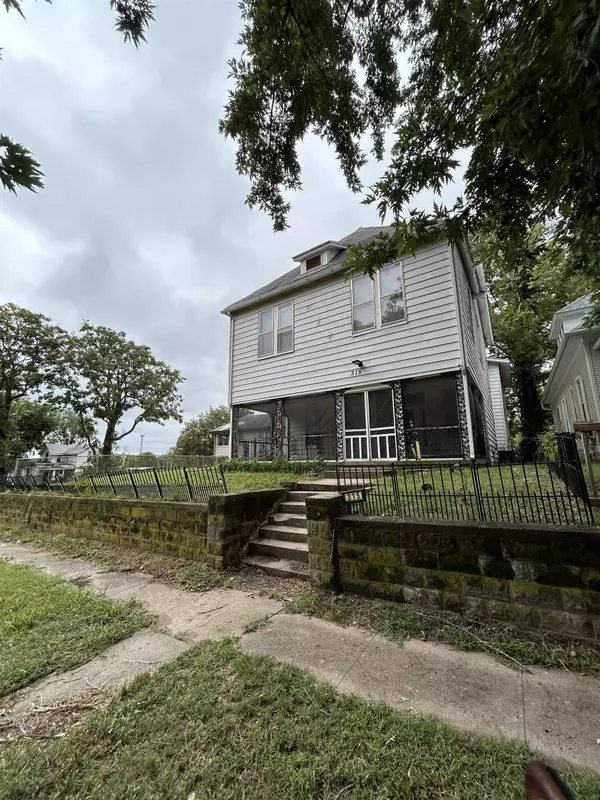 315 E Central, Arkansas City, KS 37005