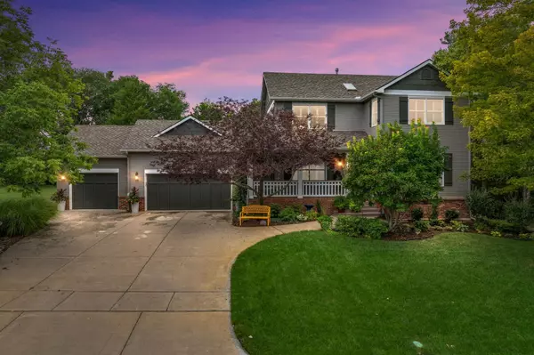 12620 E Tallowood Dr, Wichita, KS 67206