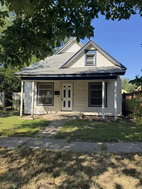 1621 S Waco Ave,  Wichita,  KS 67213