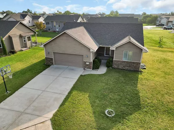 Wichita, KS 67226,2425 N Woodridge Ct