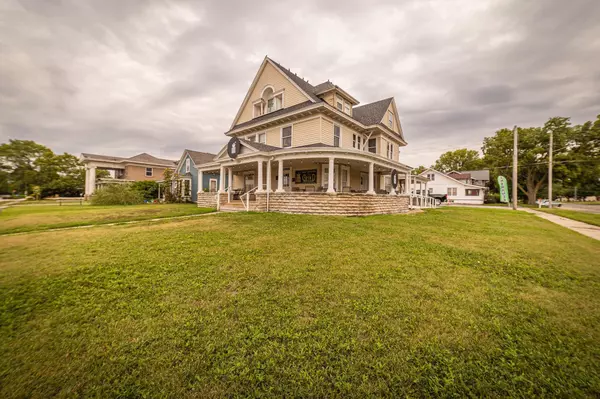104 E 7th St, Concordia, KS 66901