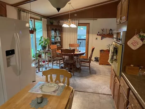 Newton, KS 67114,1212 W 9th