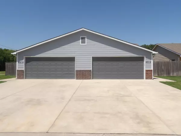 6912-6914 N Hydraulic, Park City, KS 67219