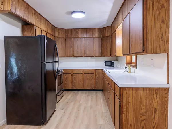 Winfield, KS 67156,923 Harris Rd