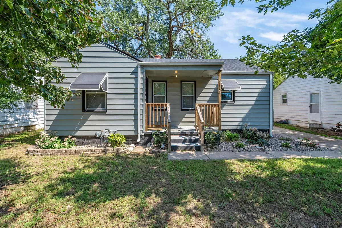 Wichita, KS 67211,2112 S Laura Ave