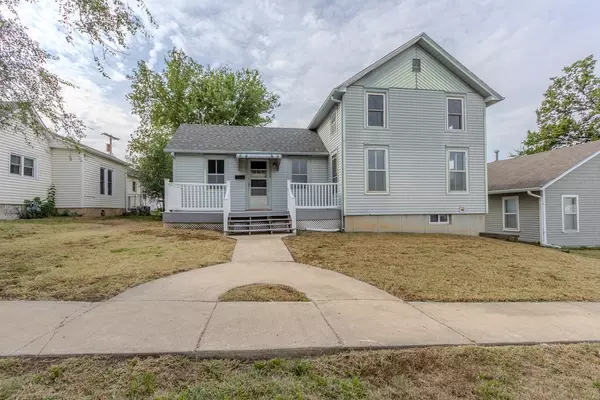 116 E 3rd St, Minneapolis, KS 67467