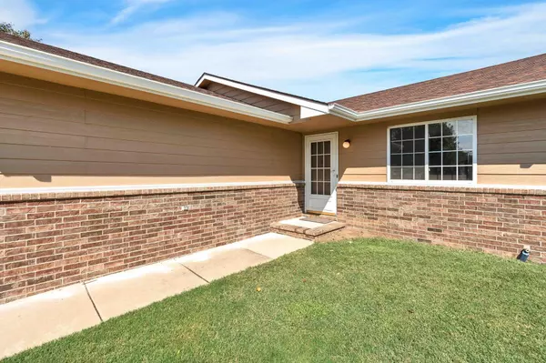 Wichita, KS 67217,3110 W Wildwood Cir
