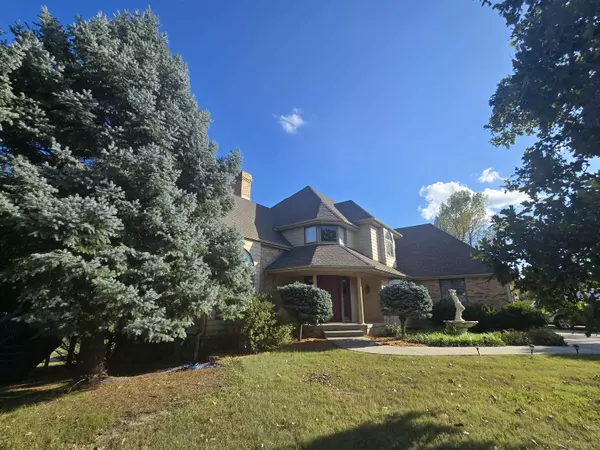 7 Lost Creek Ln, Concordia, KS 66901