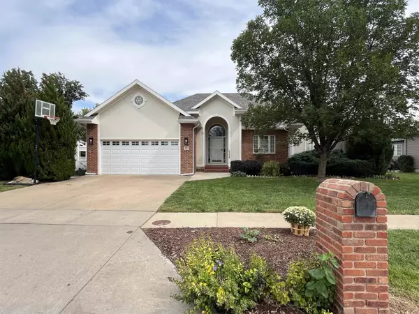 501 S Estates Dr, Salina, KS 67401