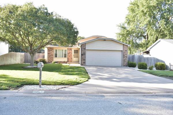 525 E Maywood, Wichita, KS 67216-3612