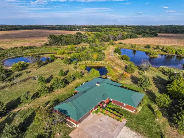 6832 NW 40TH ST, Towanda, KS 67144