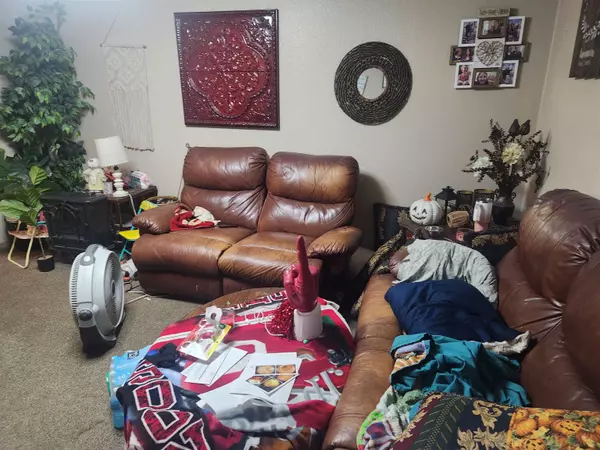 Wichita, KS 67218,602 S Bluff