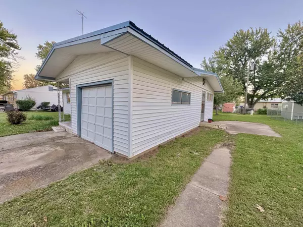 Arkansas City, KS 67005,235 Meek Ave