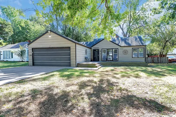 4301 E Clark St, Wichita, KS 67218