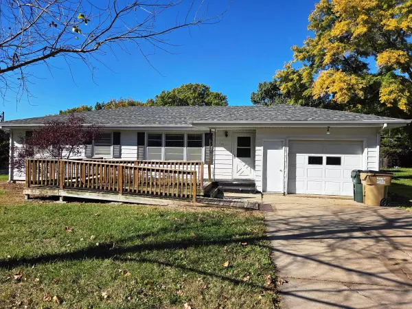 121 S Hess, Hesston, KS 67062