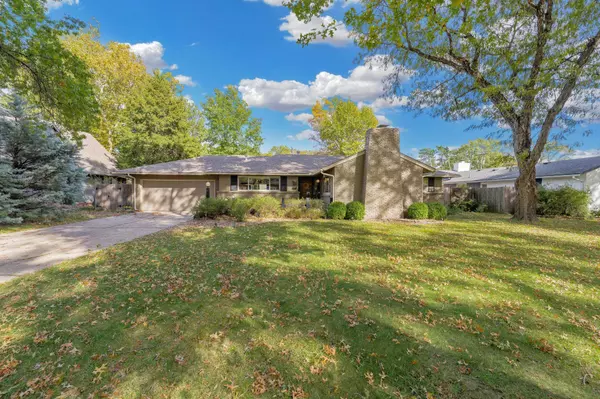 734 N Mission Rd, Wichita, KS 67206