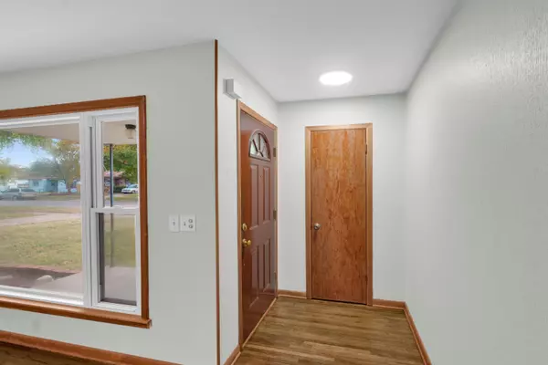 Wichita, KS 67217,1808 W Dallas St