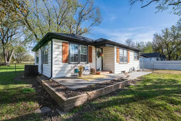 Park City, KS 67219,5248 N Valentine Rd