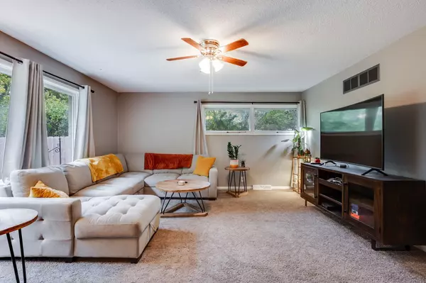 Wichita, KS 67208,1917 N Edgemoor St